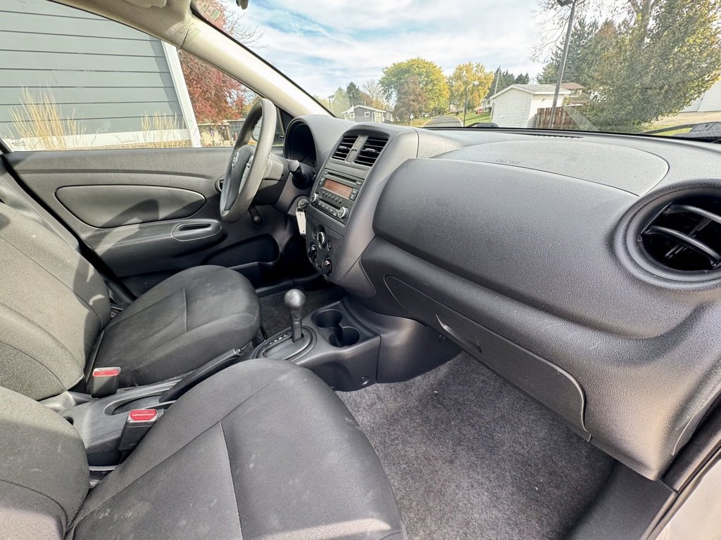 Used 2015 Nissan Versa S Plus image 20