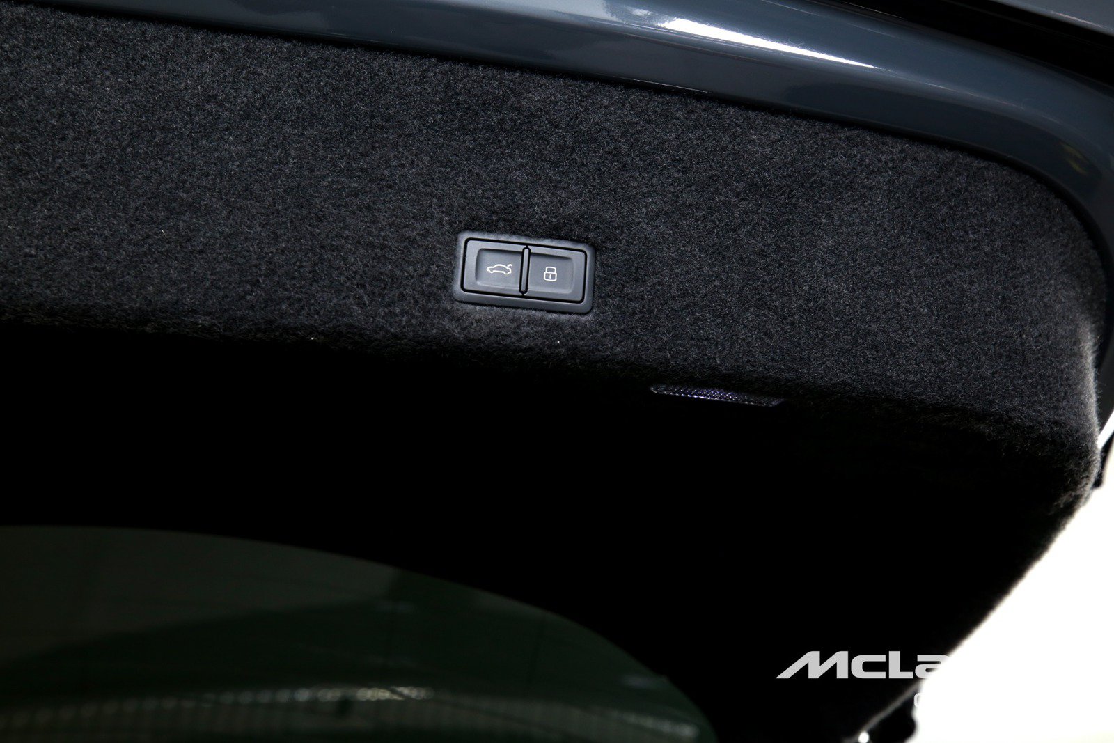 Used 2025 Lamborghini Urus SE AWD/4WD image 22