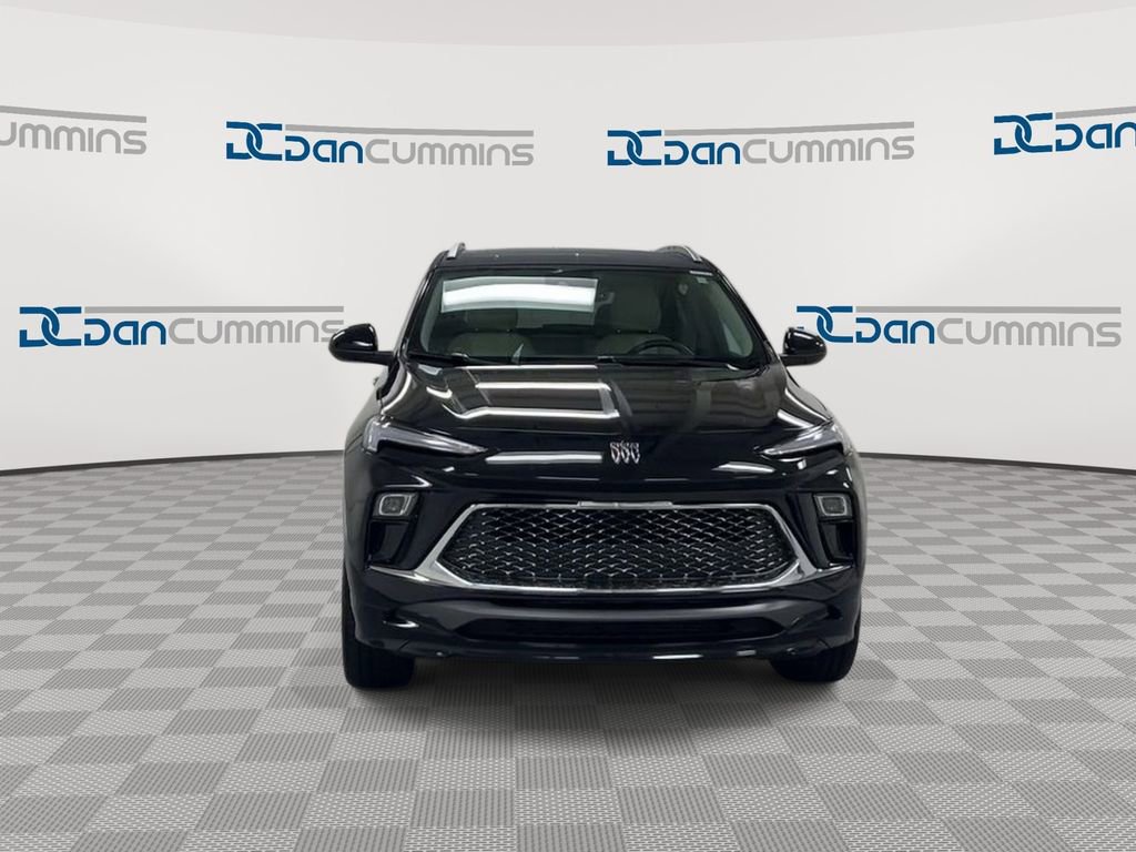 Used 2024 Buick Encore GX Avenir w/ Avenir Convenience Package image 3