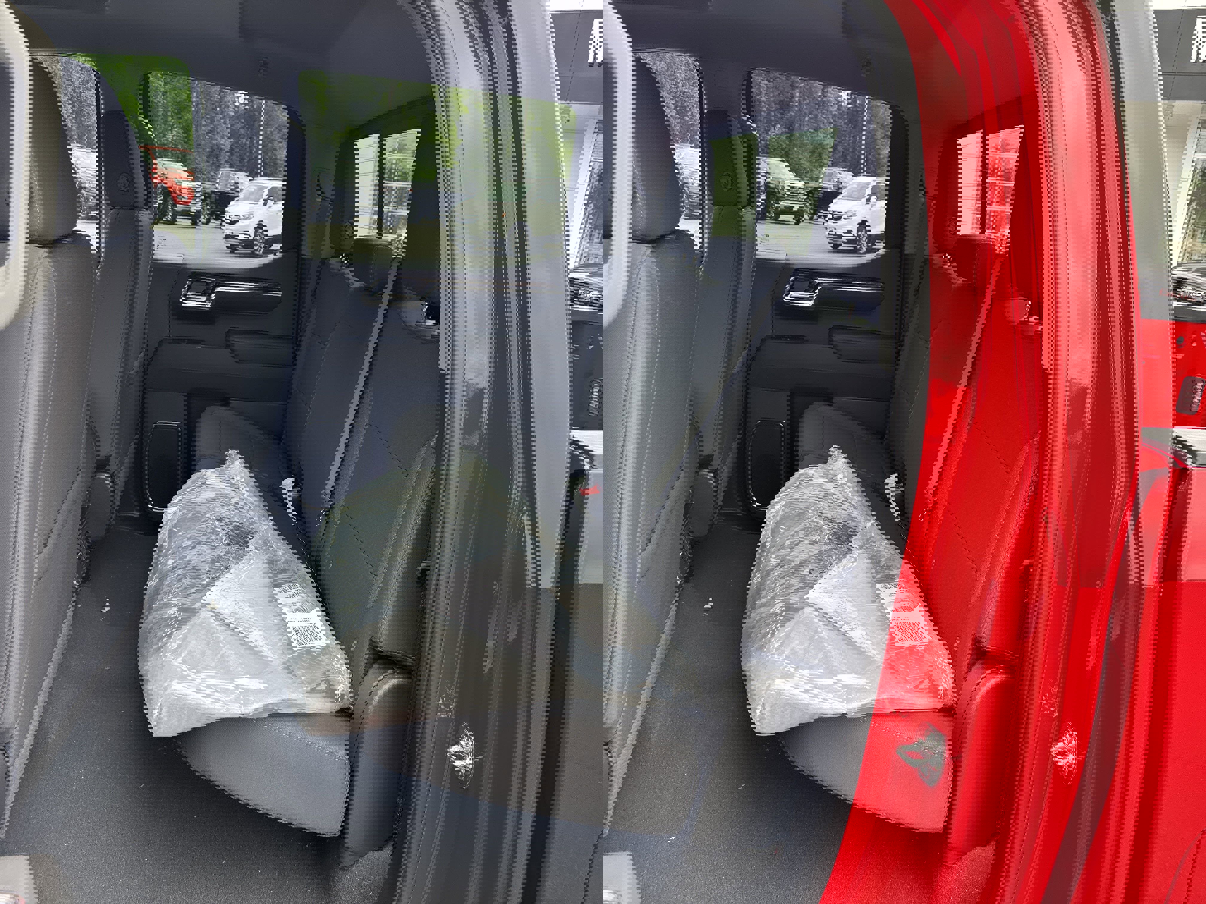 New 2025 GMC Sierra 1500 SLE w/ Preferred Package image 15