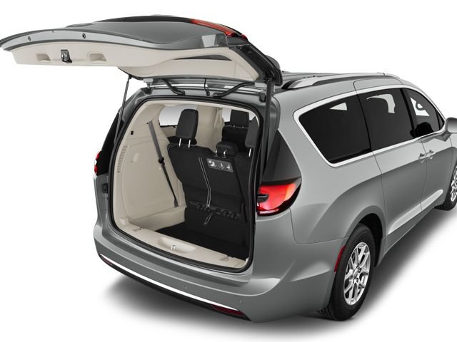 Used 2025 Chrysler Pacifica Pinnacle AWD/4WD image 7
