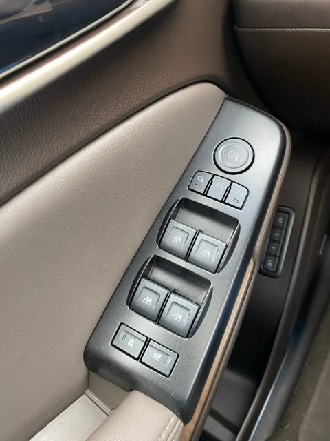 Used 2018 GMC Yukon Denali w/ Open Road Package AWD/4WD image 20