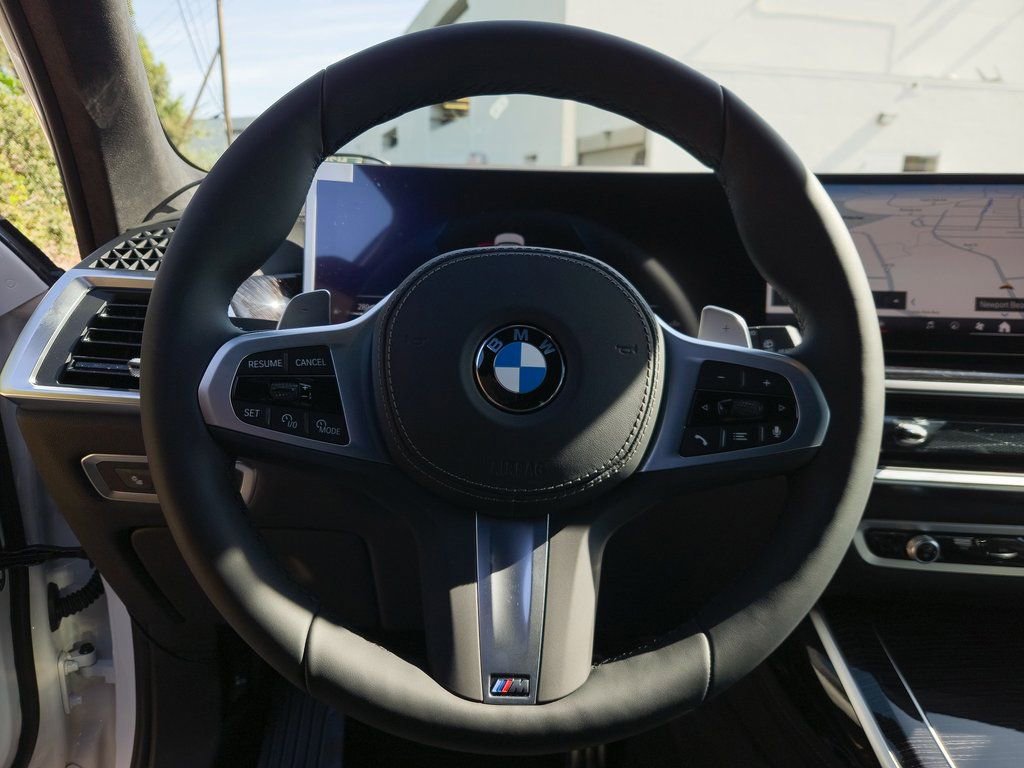 New 2026 BMW X7 xDrive40i w/ M Sport Package image 11