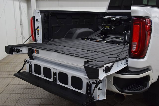 Used 2022 GMC Sierra 3500 Denali w/ Denali Ultimate Package image 27