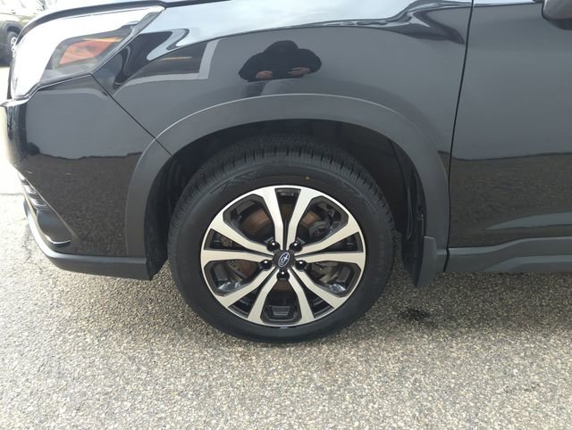 Used 2023 Subaru Forester Limited image 34