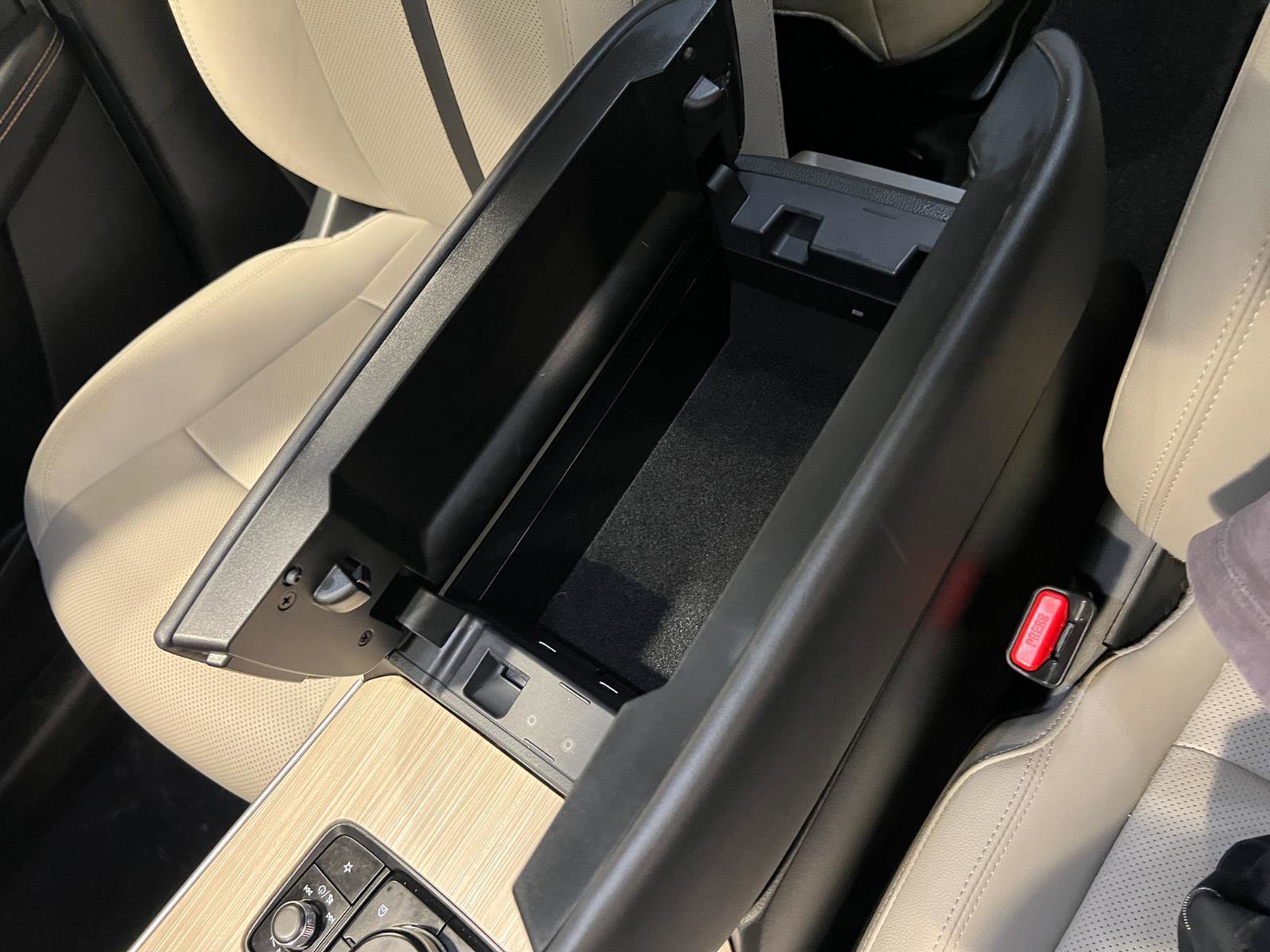 Used 2025 MAZDA CX-90 Plug-In Hybrid w/ Preferred image 21