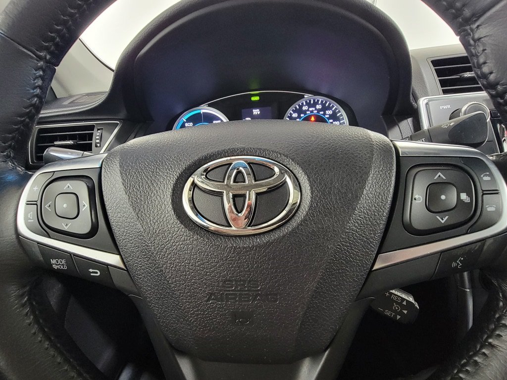 Used 2015 Toyota Camry XLE w/ Moonroof Package FWD image 17