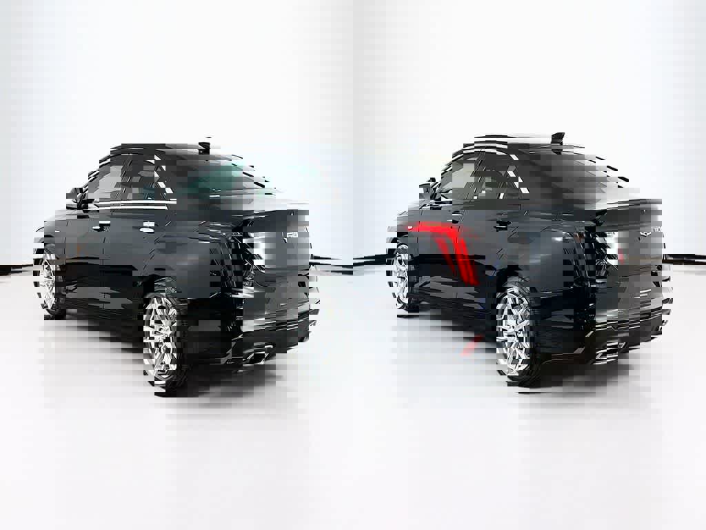 Used 2020 Cadillac CT4 Luxury w/ Cold Weather Package image 4