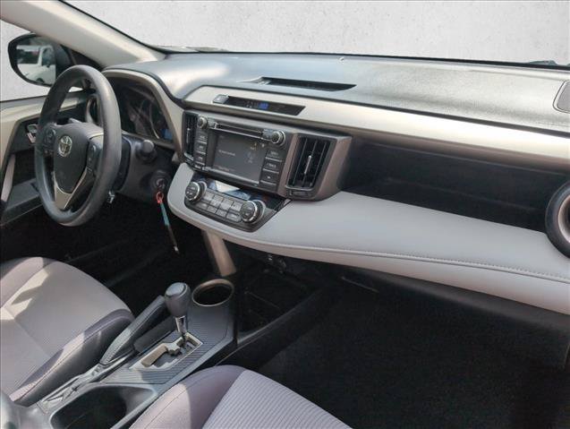 Used 2015 Toyota RAV4 XLE FWD image 27