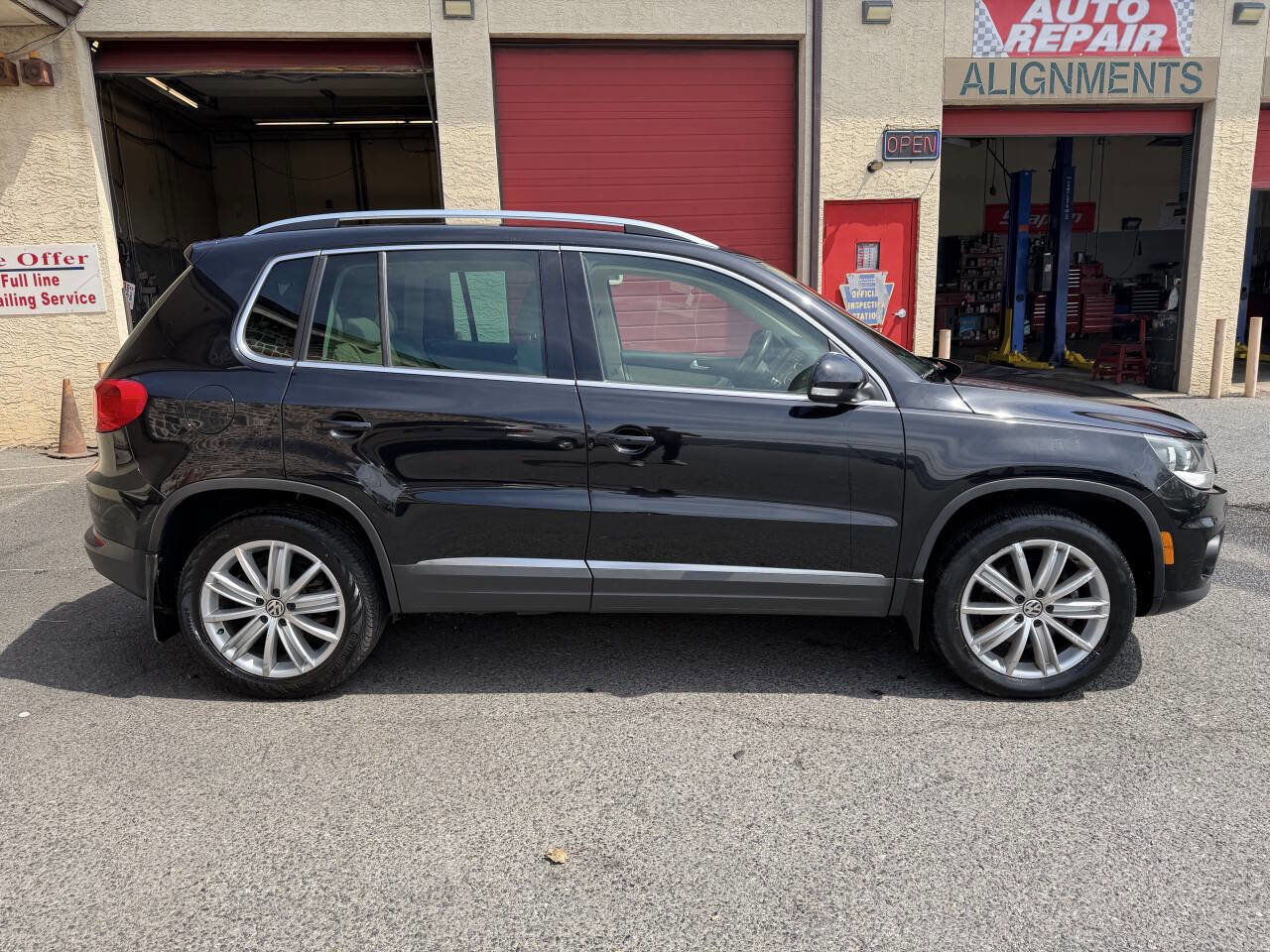 Used 2015 Volkswagen Tiguan SEL image 7