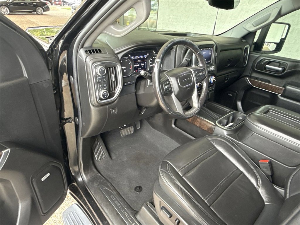 Certified 2022 GMC Sierra 2500 Denali w/ Denali Ultimate Package image 10