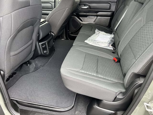 New 2026 RAM 1500 Express AWD/4WD image 25