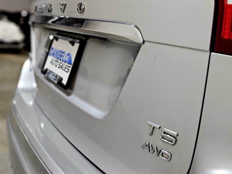 Used 2015 Volvo XC60 T5 AWD/4WD image 14