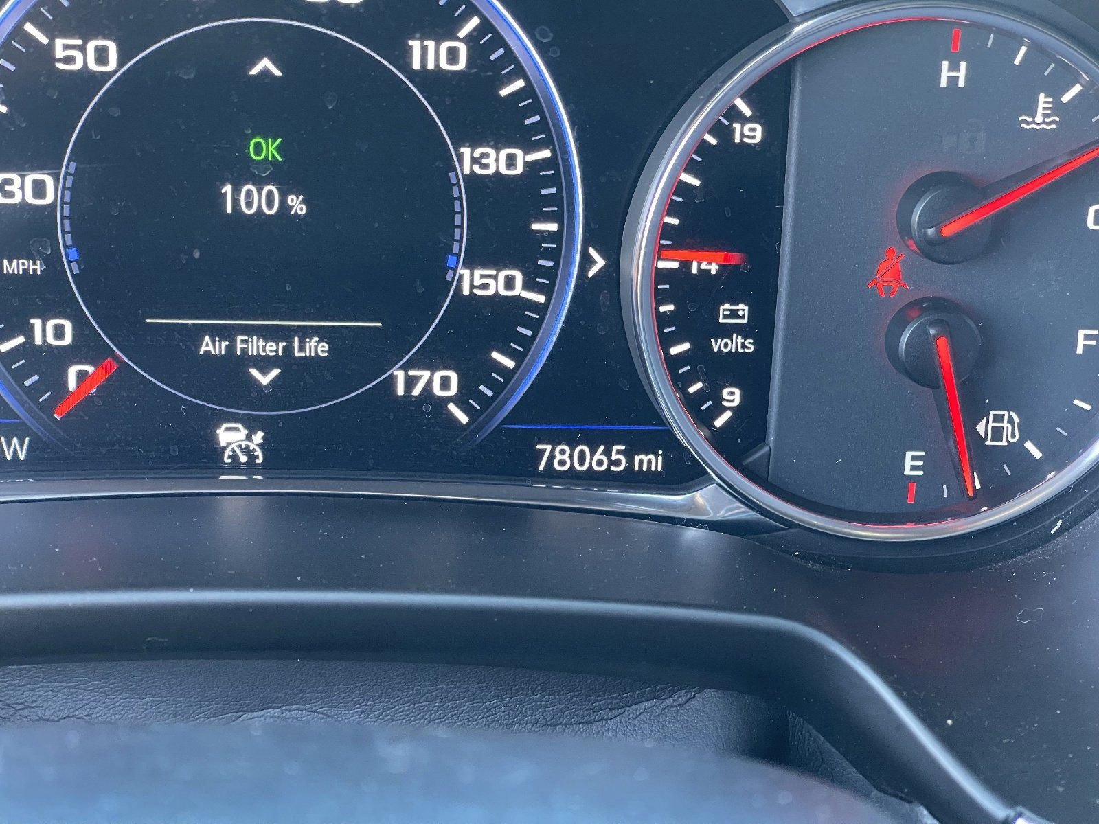 Used 2023 Chevrolet Blazer RS w/ Driver Confidence II Package image 32