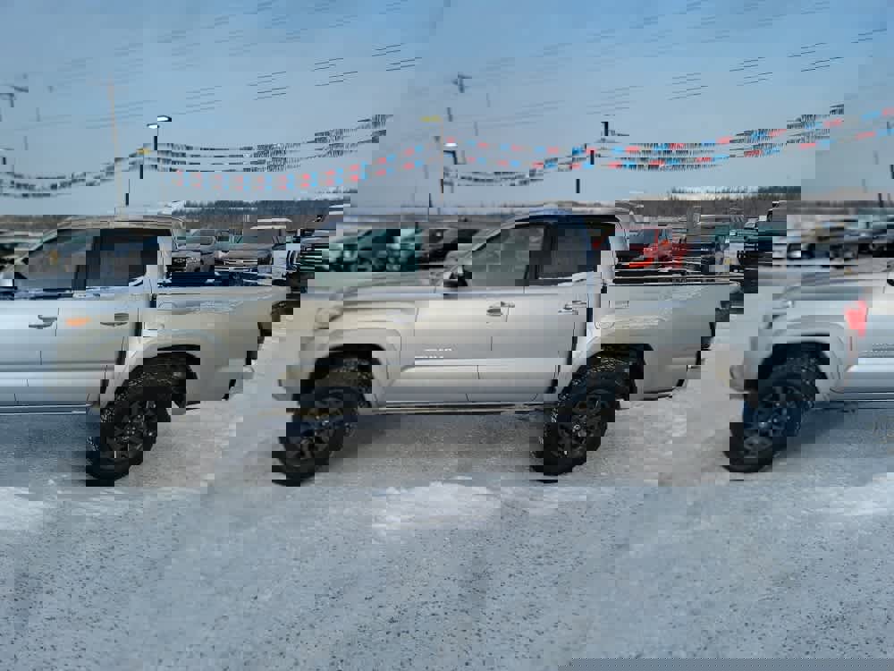 Used 2023 Toyota Tacoma SR5 image 2