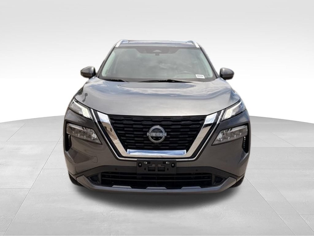 Used 2023 Nissan Rogue SL w/ SL Premium Package FWD image 4