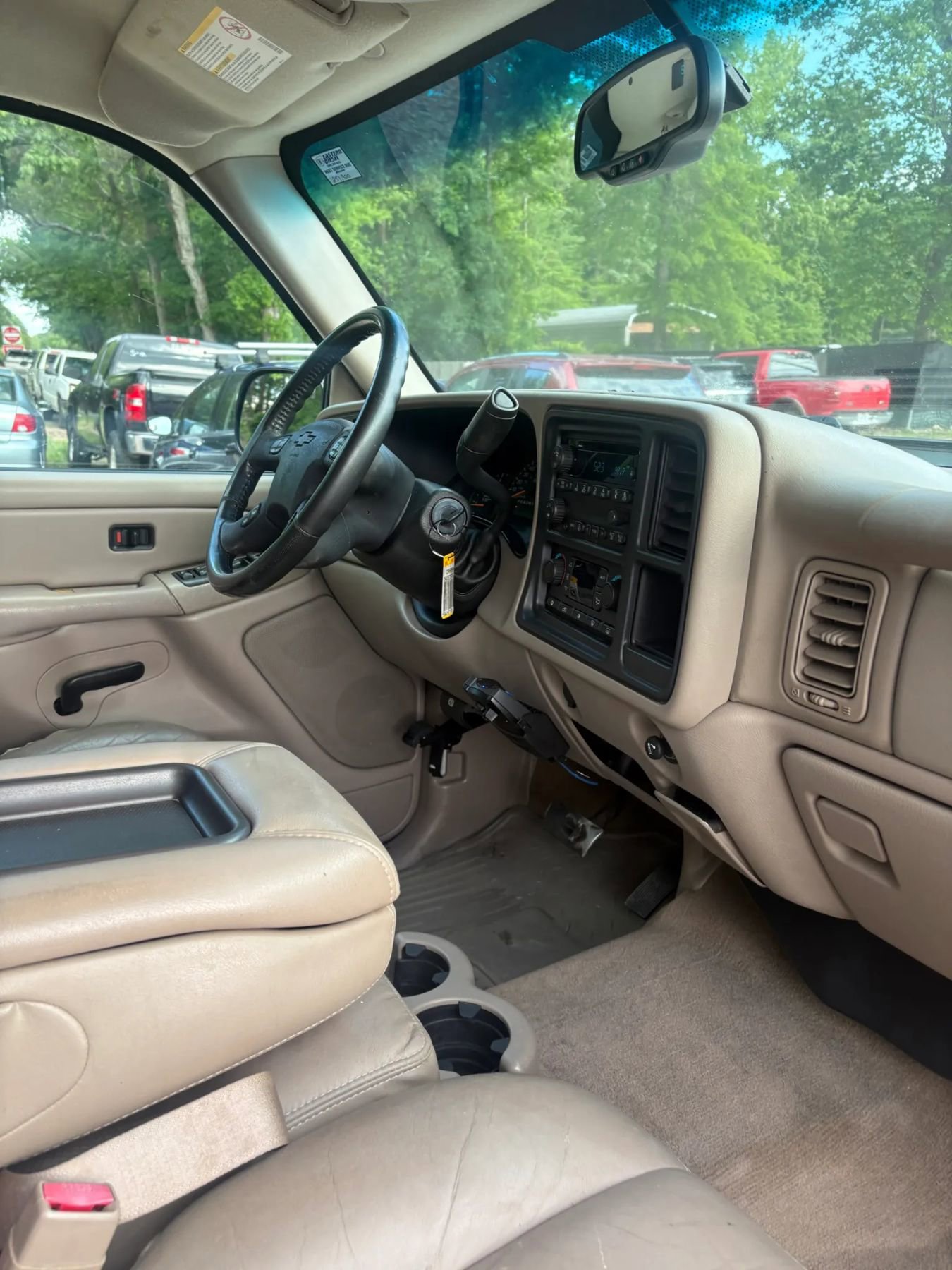 Used 2006 Chevrolet Silverado 2500 LT w/ Heavy-Duty Power Package AWD/4WD image 23