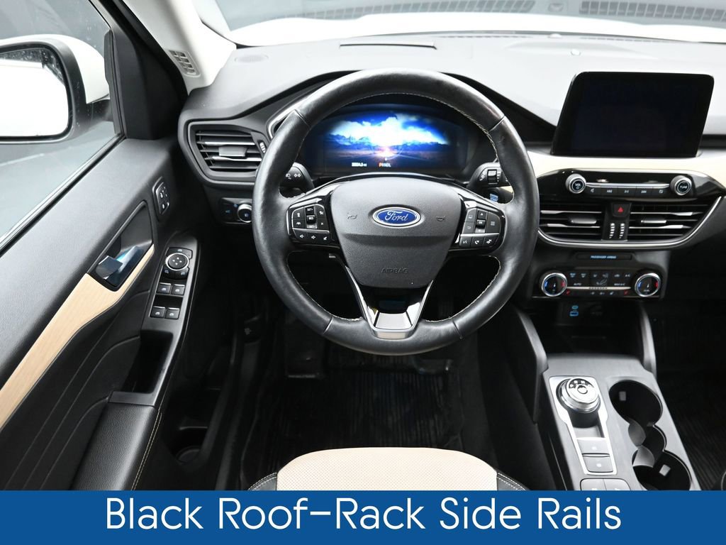 Used 2022 Ford Escape Titanium w/ Titanium Elite Package image 12