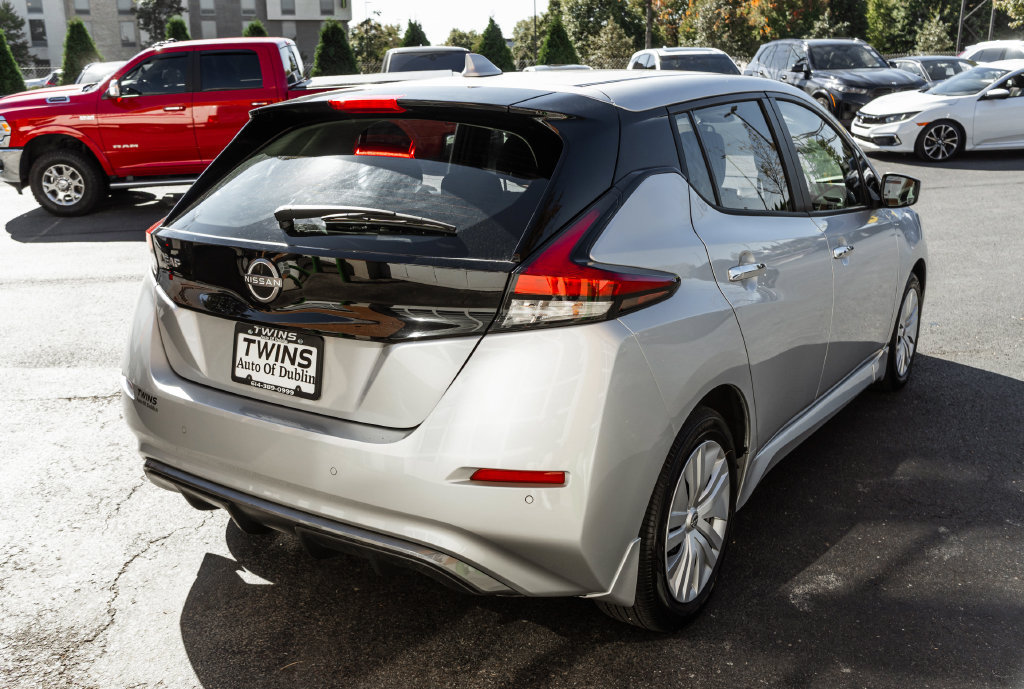 Used 2025 Nissan Leaf S FWD image 33