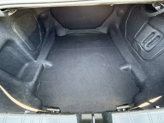 Used 2024 Chevrolet Camaro LT RWD image 11