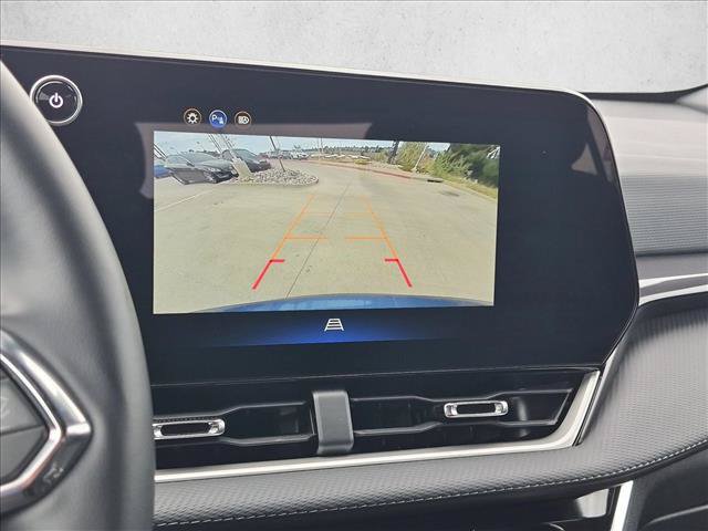 Used 2026 Chevrolet Equinox LT AWD/4WD image 13