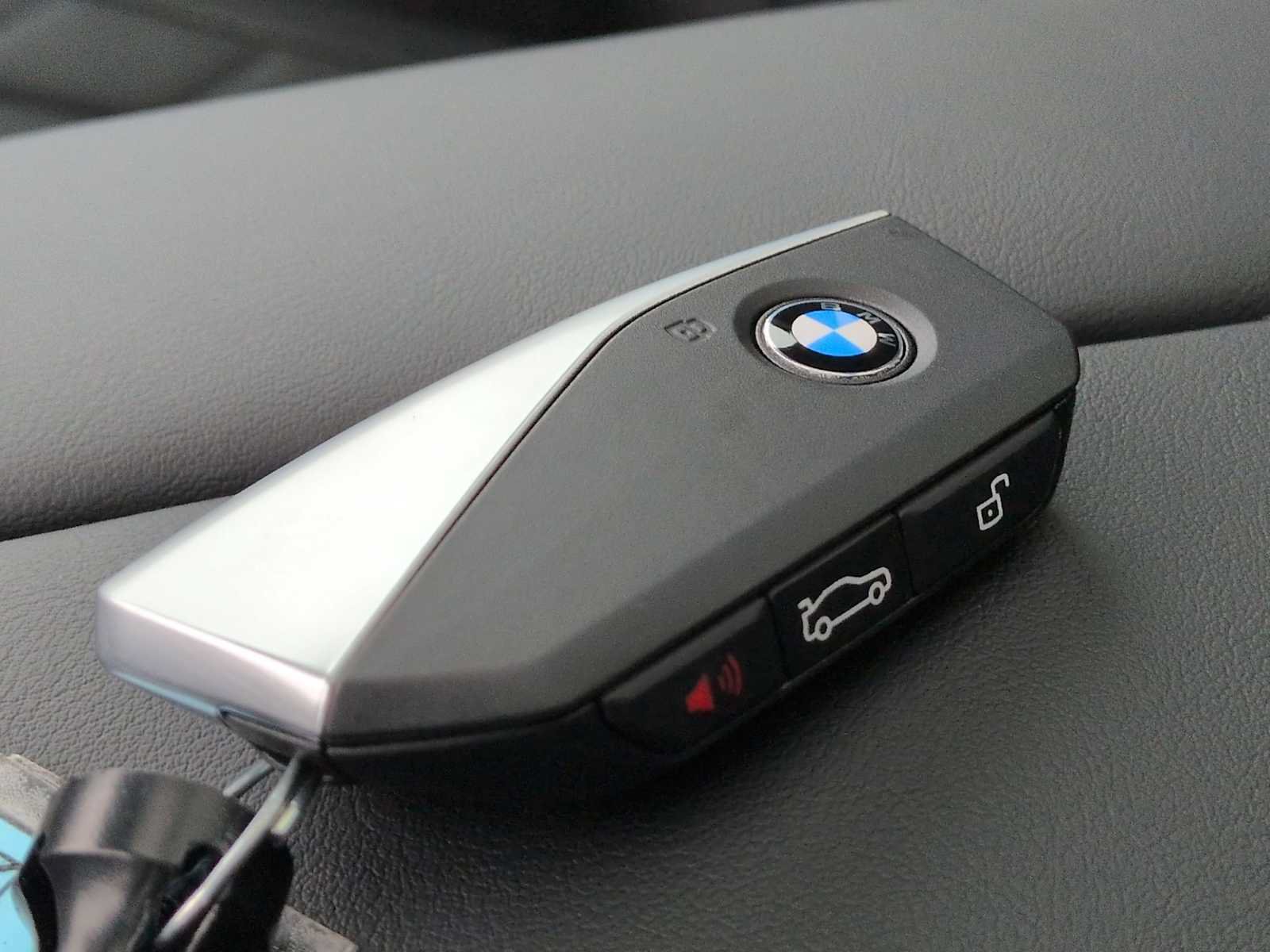 New 2026 BMW X5 xDrive50e w/ Executive Package AWD/4WD image 36