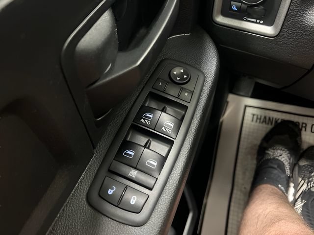 Used 2019 RAM 1500 Express w/ Express Value Package AWD/4WD image 8