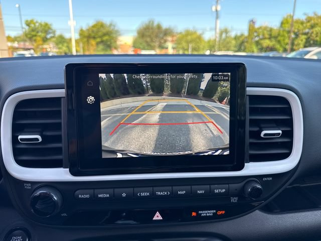 Used 2025 Hyundai Venue Limited FWD image 20