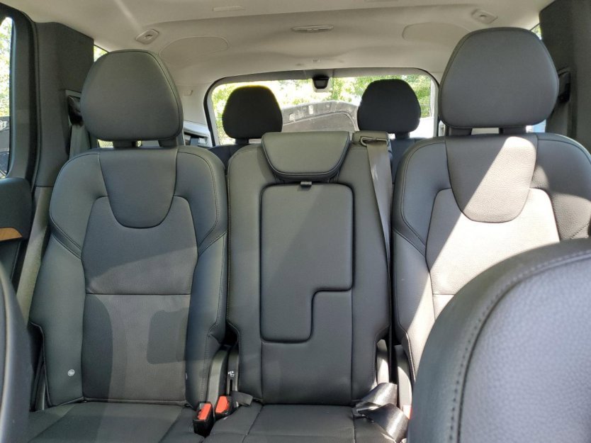 Used 2025 Volvo XC90 B6 Plus w/ Protection Package Premier image 7