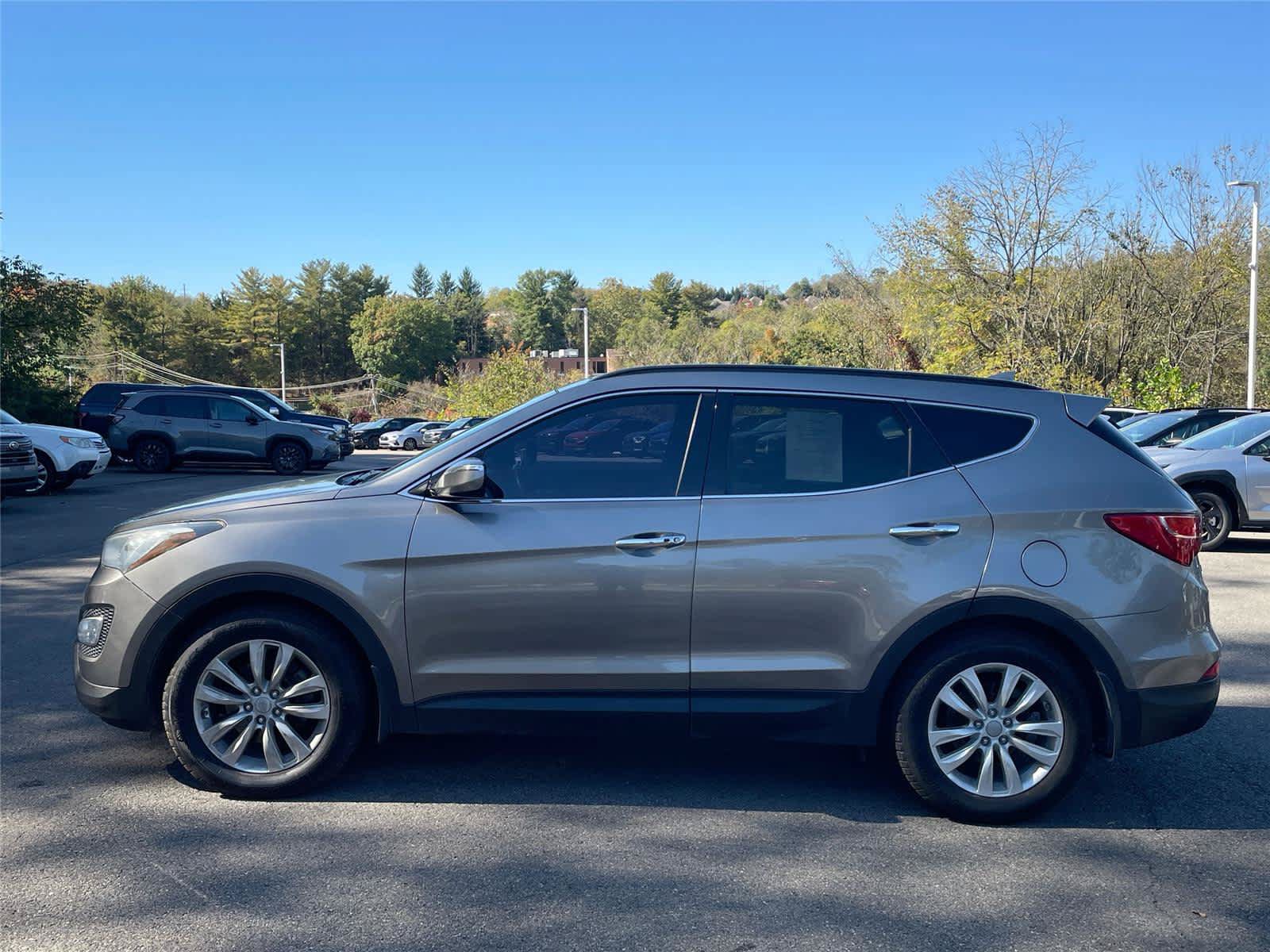 Used 2016 Hyundai Santa Fe Sport w/ Option Group 04 AWD/4WD image 2