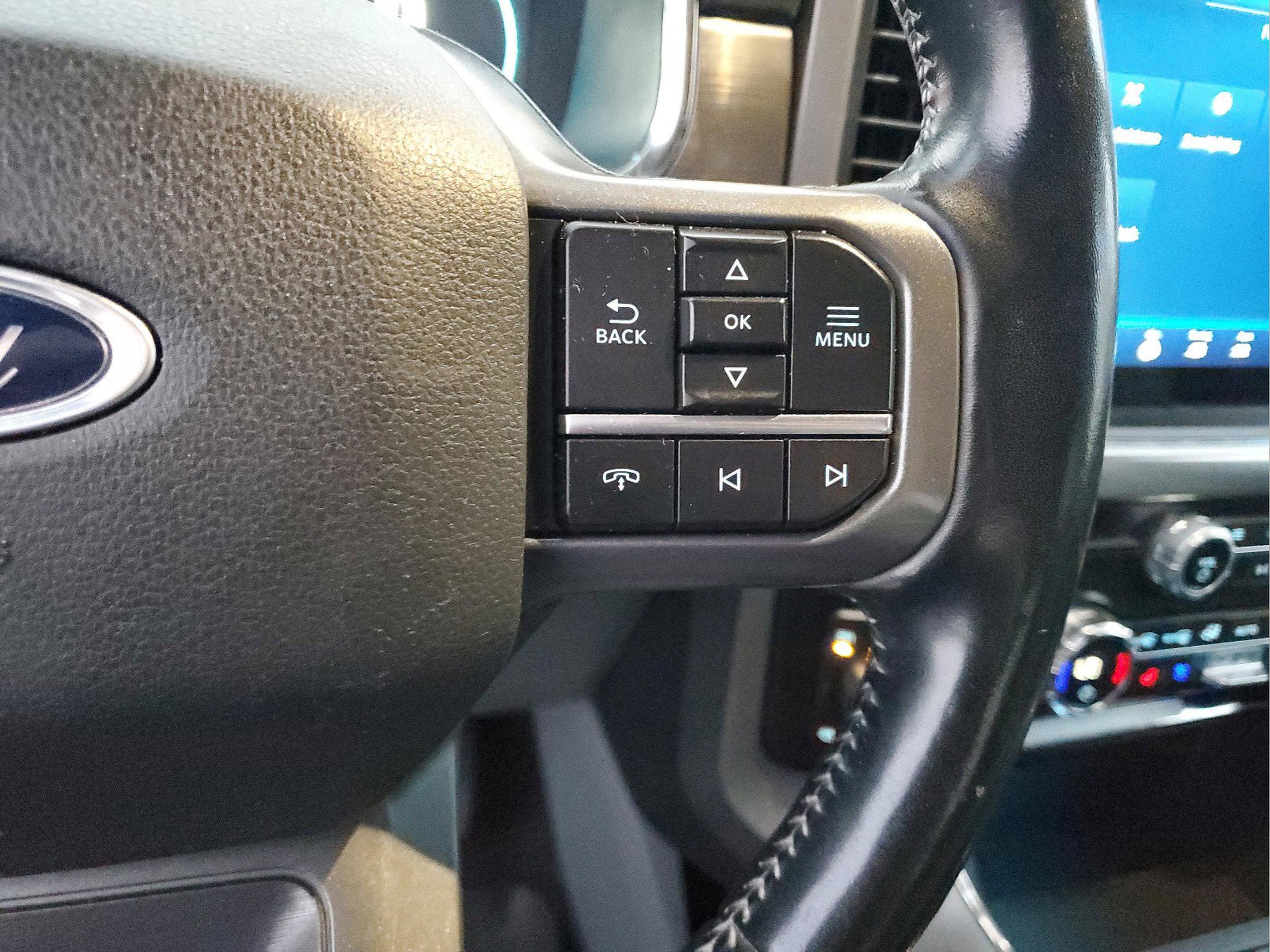 Used 2021 Ford F150 Lariat w/ Equipment Group 502A High image 26