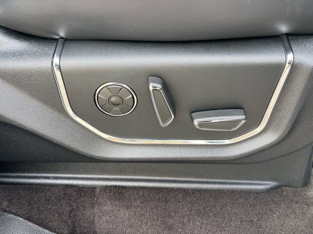 Used 2020 Ford Expedition Platinum image 27