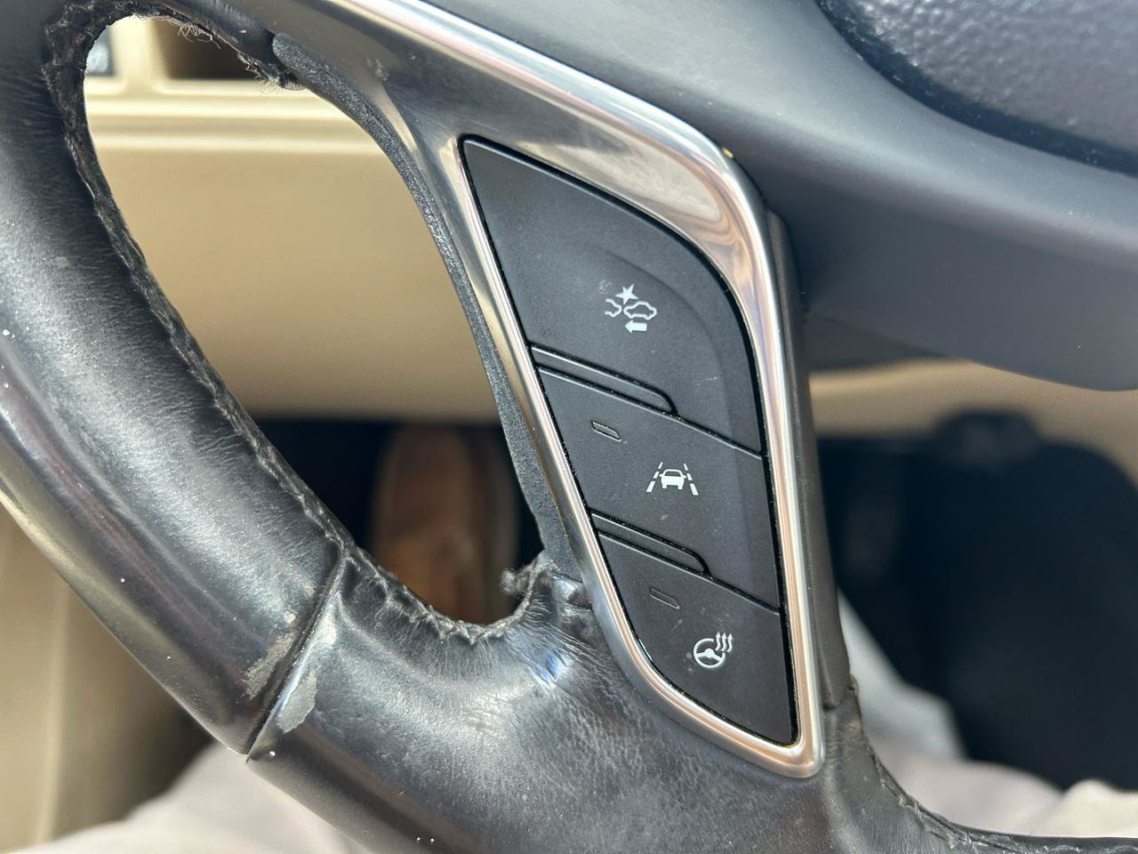 Used 2017 Cadillac XT5 Luxury w/ Driver Awareness Package FWD image 21