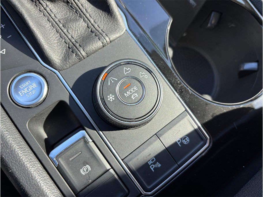 Used 2019 Volkswagen Atlas SEL Premium AWD/4WD image 36