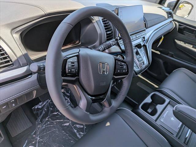 New 2026 Honda Odyssey Touring image 3