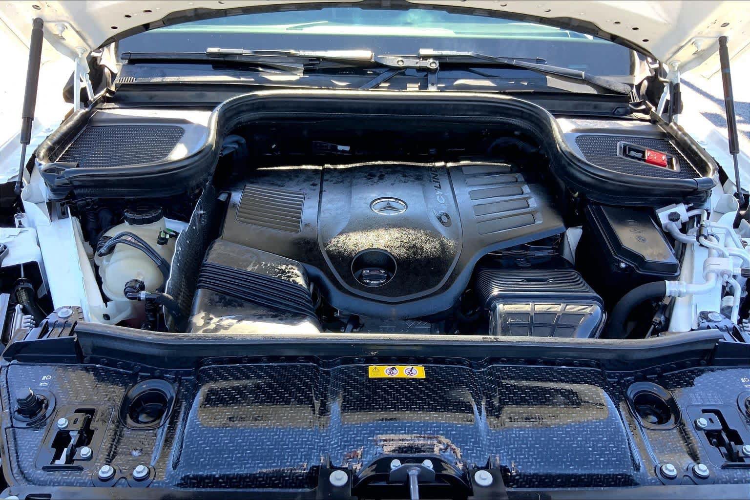 Used 2023 Mercedes-Benz GLS 450 4MATIC image 31