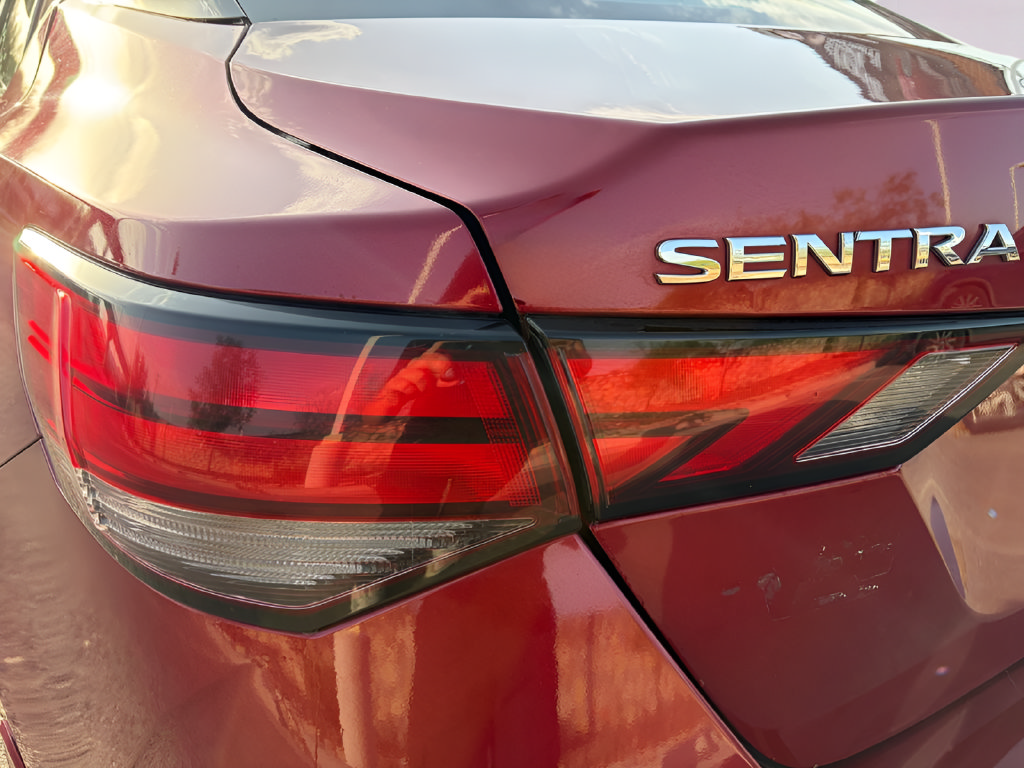 Certified 2020 Nissan Sentra SV w/ Trunk Package FWD image 31