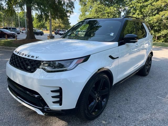 Certified 2025 Land Rover Discovery Dynamic SE