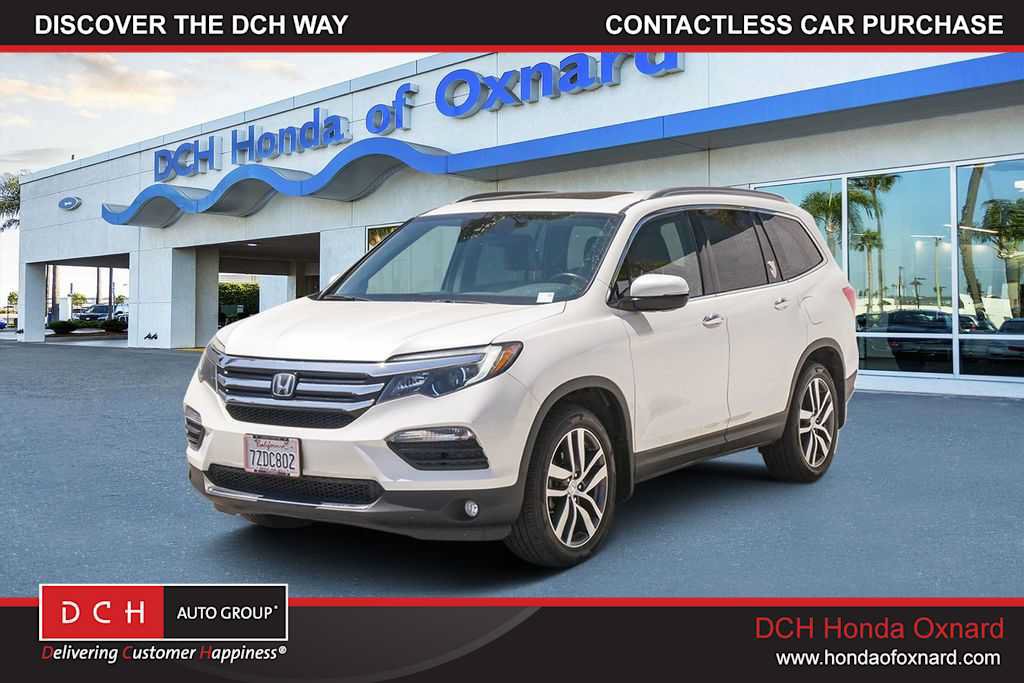 Used 2017 Honda Pilot Elite image 1