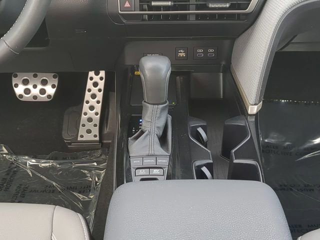 Certified 2025 Toyota Camry SE FWD image 18