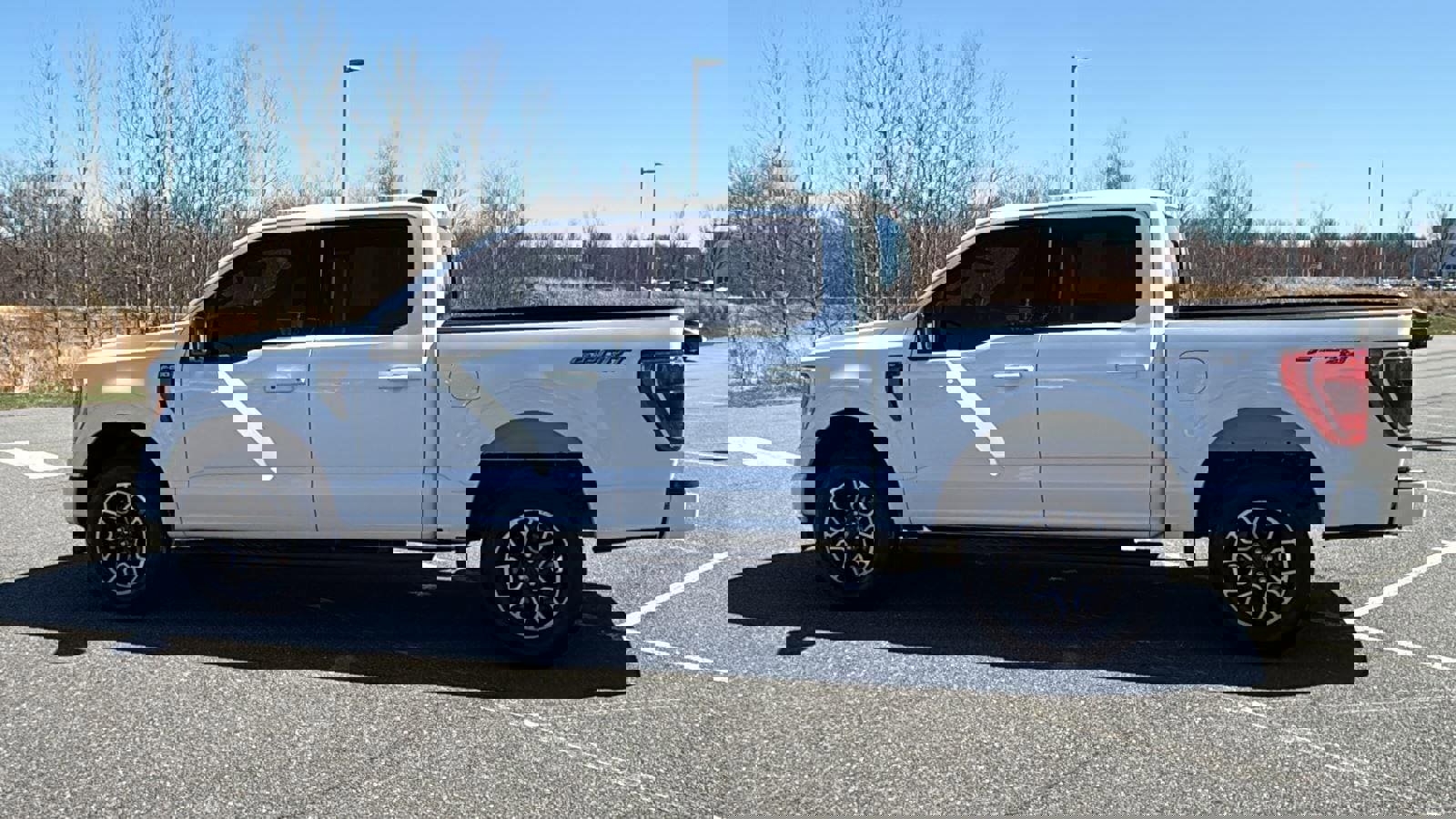 Used 2023 Ford F150 XLT w/ Equipment Group 302A High image 14