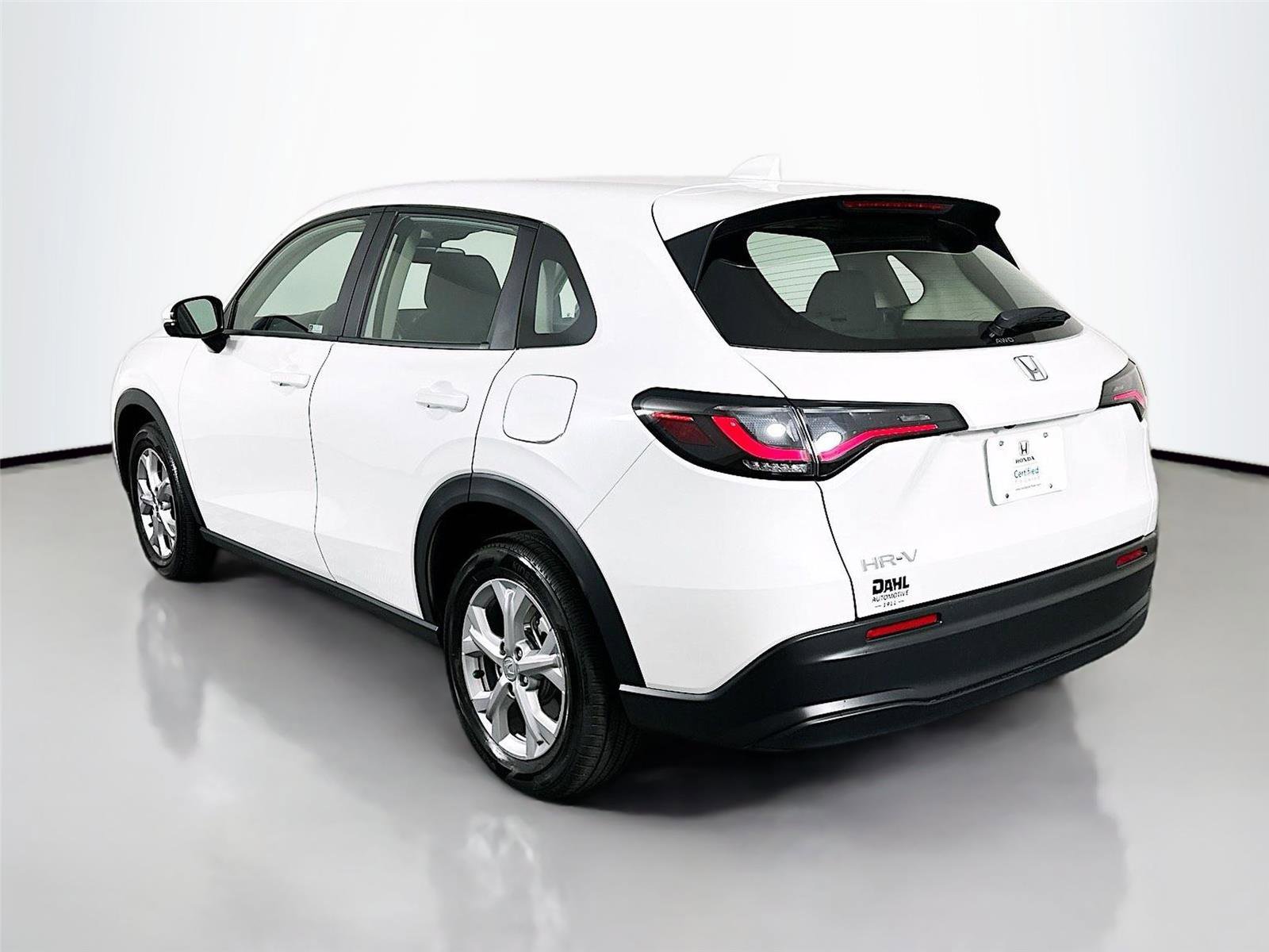 Certified 2023 Honda HR-V LX image 10
