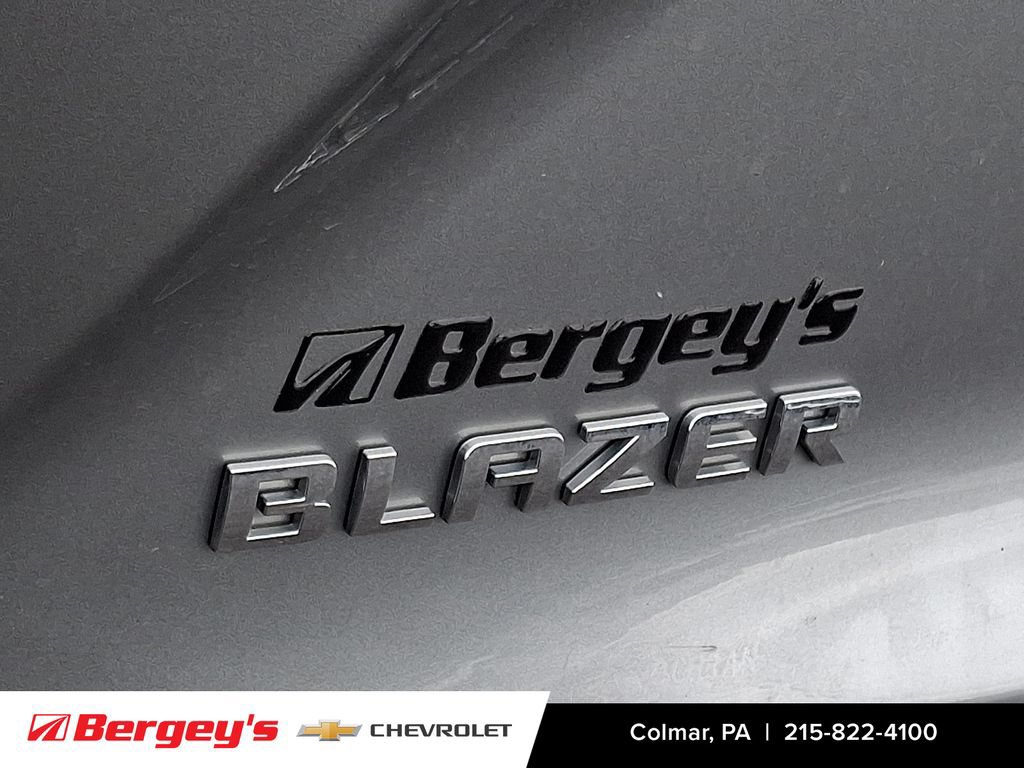 Used 2024 Chevrolet Blazer LT w/ Convenience Package FWD image 32