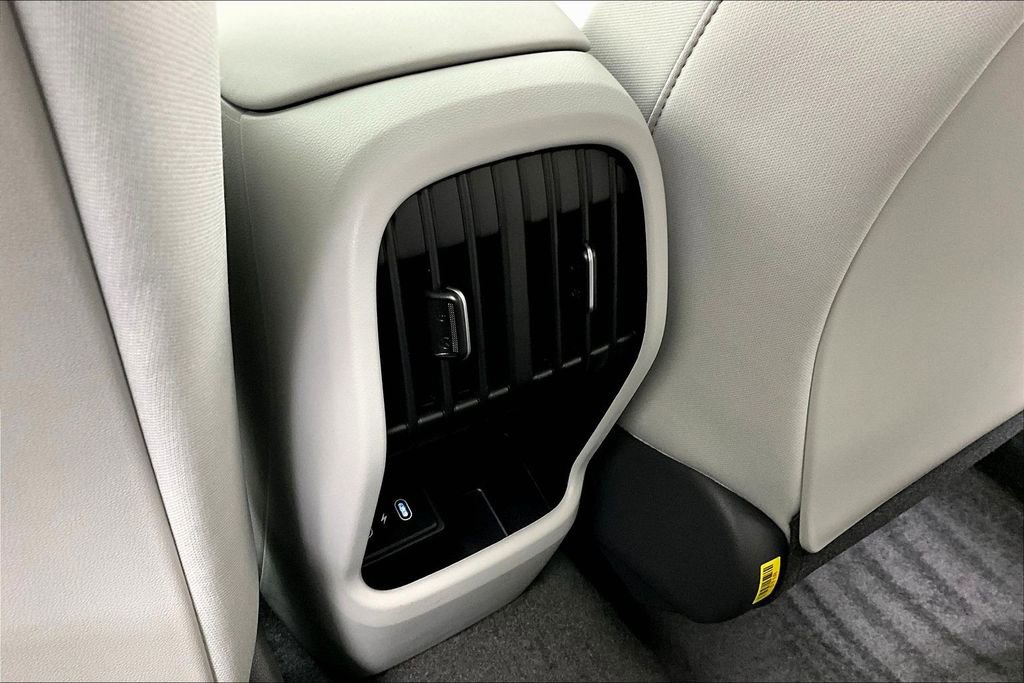 Certified 2026 Hyundai Kona SEL Sport image 25