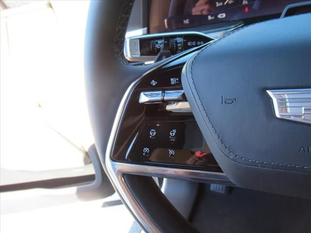 New 2025 Cadillac Escalade IQ Luxury 2 image 28