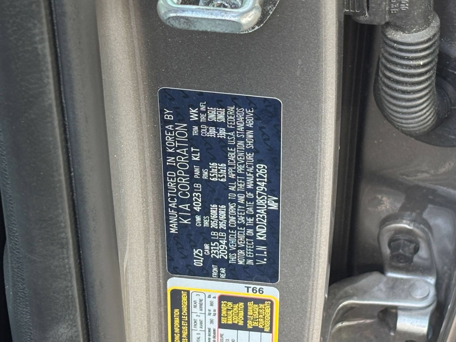Used 2025 Kia Soul LX w/ LX Technology Package FWD image 26