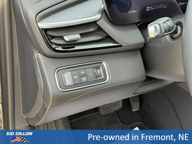 Certified 2025 Buick Enclave Sport Touring w/ Power Package AWD/4WD image 14