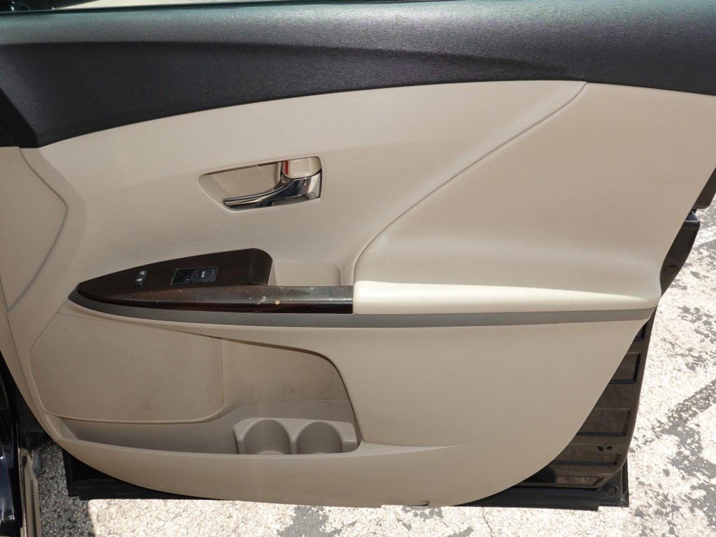 Used 2009 Toyota Venza w/ Security Pkg FWD image 23