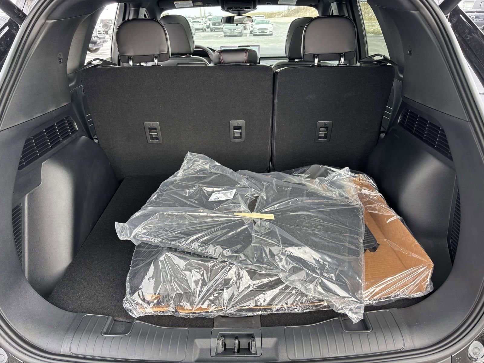 New 2026 Ford Escape ST-Line Select w/ Equipment Group 401A image 9