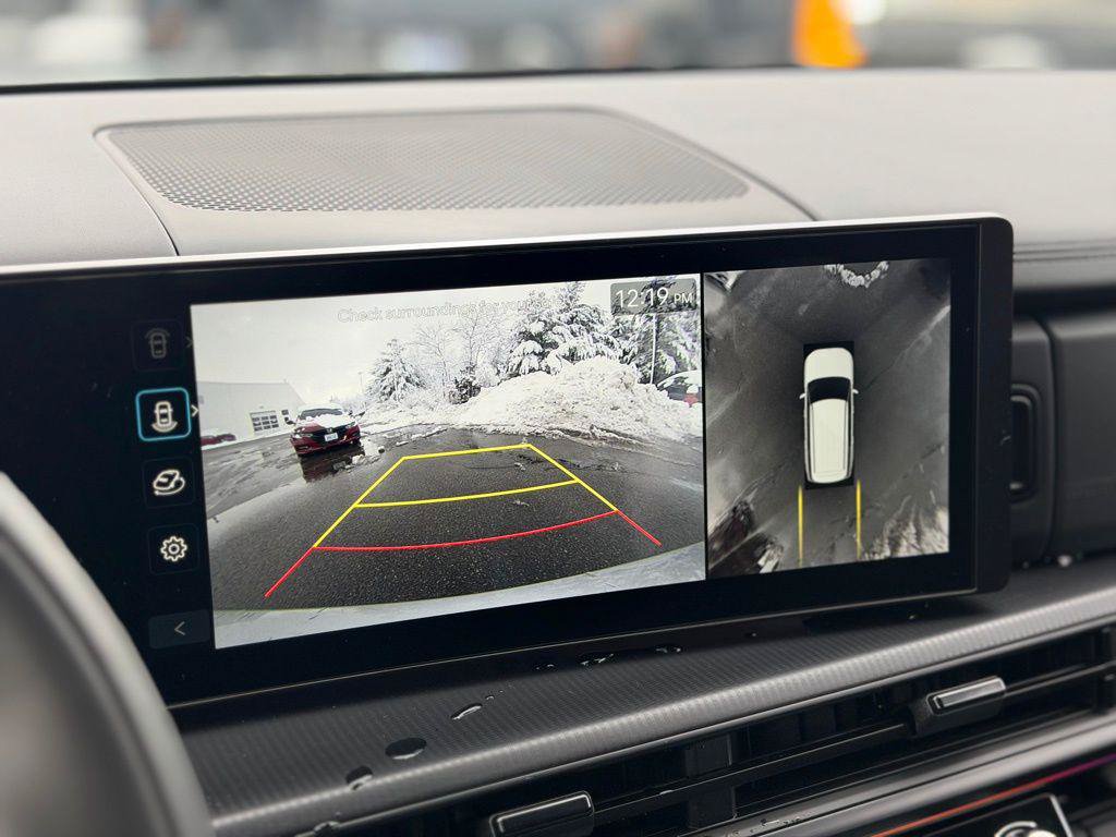 New 2025 Hyundai Santa Fe Calligraphy AWD/4WD image 19